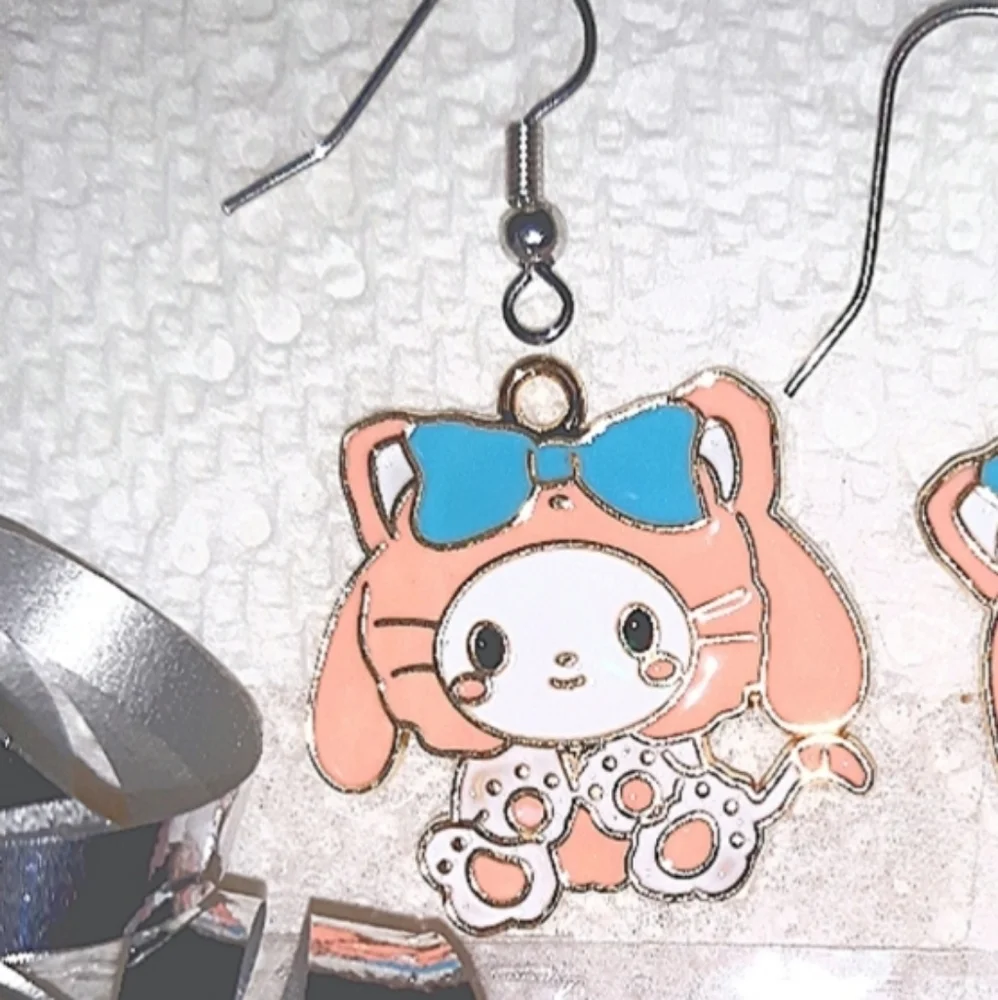 Hello Kitty & Friends Kuromi Pink Dangle Earrings NEW